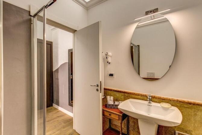 Smart Lux Roma Veneto Hotel Exterior foto