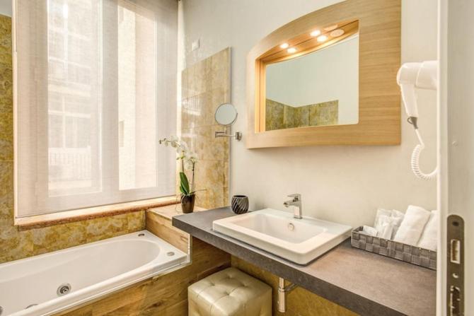 Smart Lux Roma Veneto Hotel Exterior foto