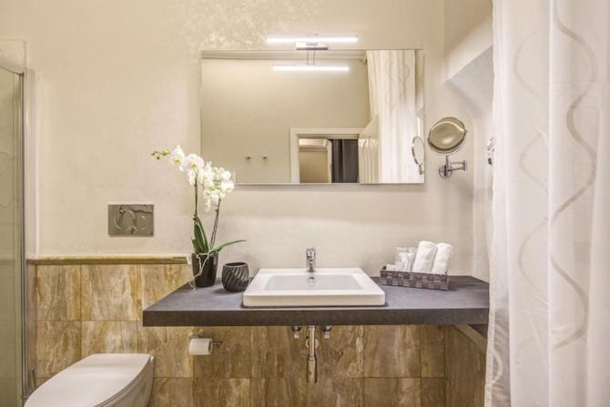 Smart Lux Roma Veneto Hotel Exterior foto
